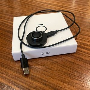 Oura Ring with Charger size 9